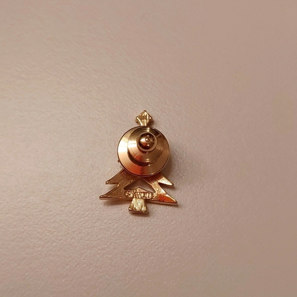 Avon Vintage Christmas Tree Pin - Picture 2 of 6